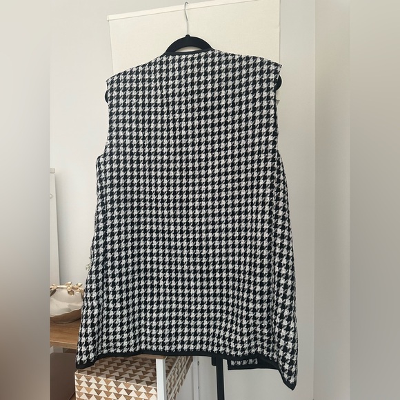 New York & Company Houndstooth Tweed Vest - Picture 3 of 7
